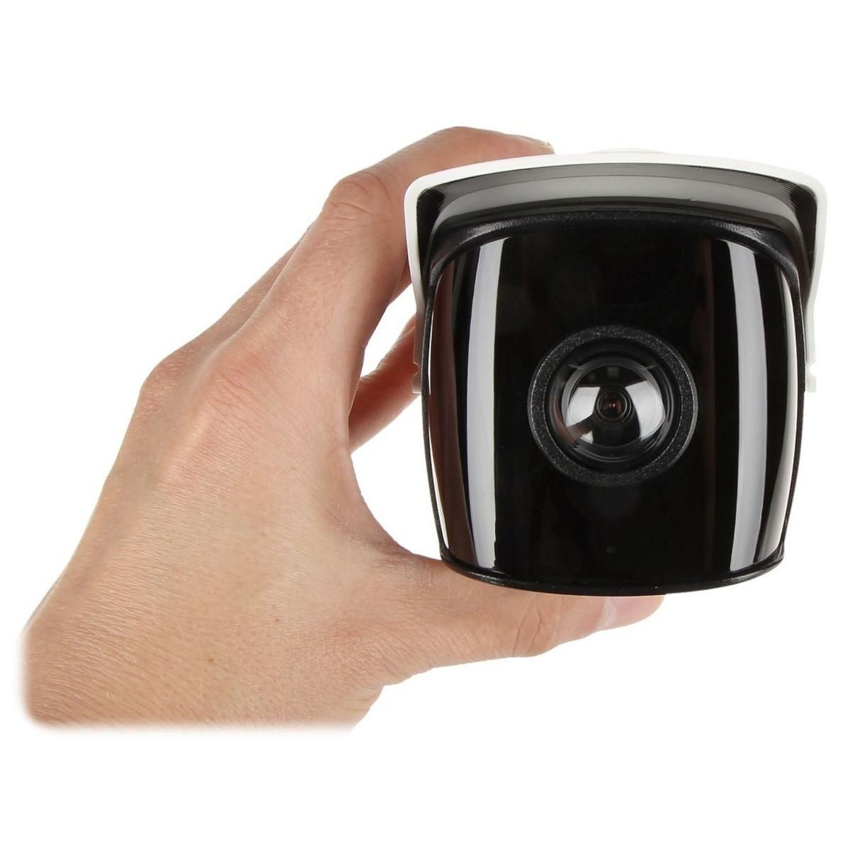 Cámara Hikvision IP Bala 4MP Panoramica 180° DS-2CD2T45G0P