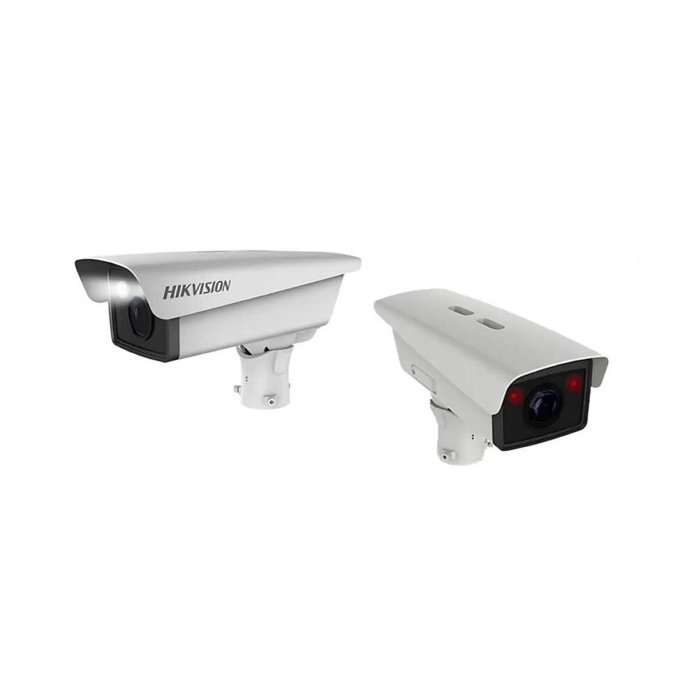 CAMARAS IP 4MP / LENTE MOTORIZADO 3.1-6MM / RECONOCIMIENTO Y CAPTURAS DE PLACAS VEHÍCULARES / IP67 / IK10